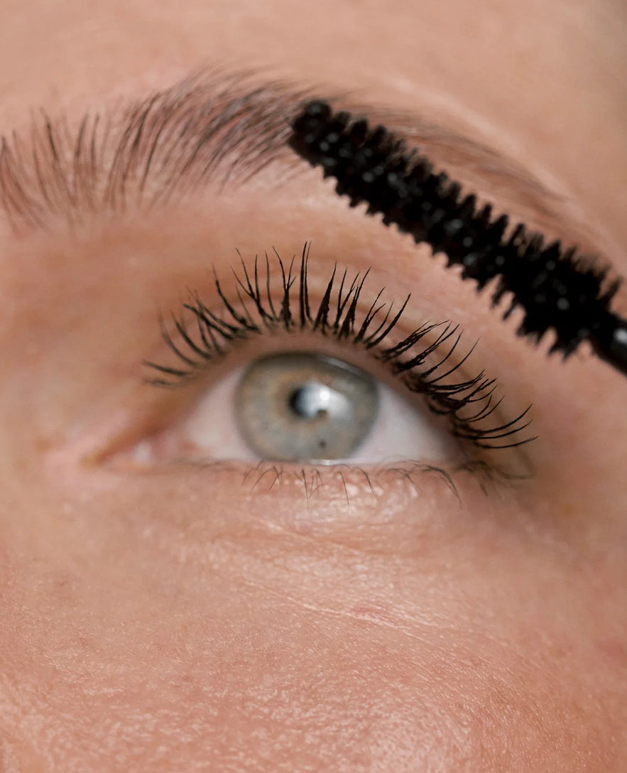 Sarah Creal Back Of The Cab Volumizing Longwear Tubing Mascara